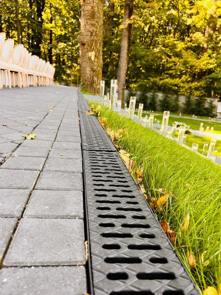 Kit rigola PP EASY 2 LN100 Hext.70 gratar PP Negru A15 1000x125x70 (08818-N)