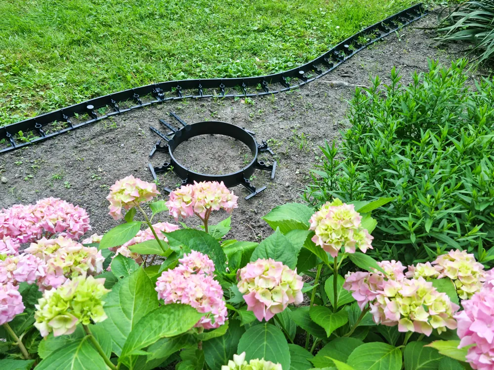 Kit Bordura PP TERRA pt pavaj NEW FIX L=12buc, 30 ancore incluse, H60 (12SB60B30A)