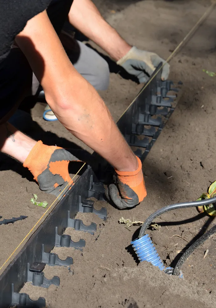 Kit Bordura PP TERRA pt pavaj NEW FIX L=1 m, 3 ancore incluse, H45 (SB45B3A)